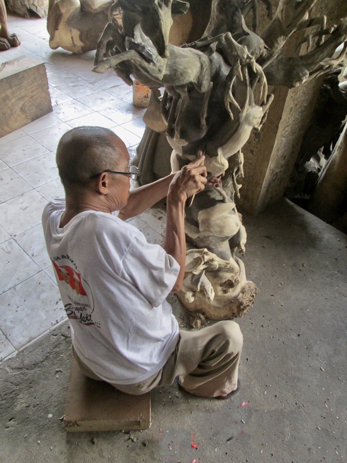 Ukiran Kayu Desa Mas